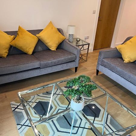 Lovely 2 Bed Apartment In Leeds Centre Ngoại thất bức ảnh